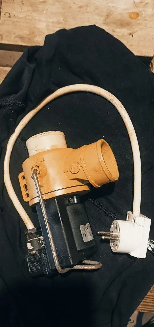 Elektromagnetický ventil.