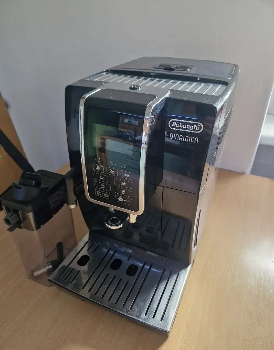 Kavovar Delonghi Dinamica Ecam 350.55B