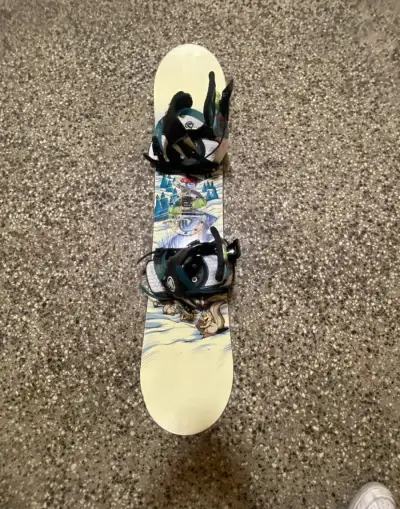 snowboard Flow 120 cm + vázání