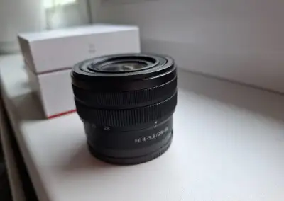 Sony FE 28-60 mm f/4-5,6 + 7Artisans