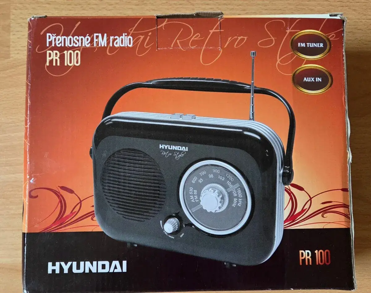 Rádio Hyundai Retro PR 100 – včetně krabice a příslušenství