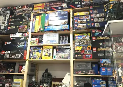 LEGO – MINIMÁLNĚ 50 SETŮ