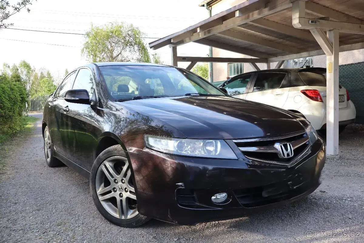 Honda Accord – 2007, 123 000 km