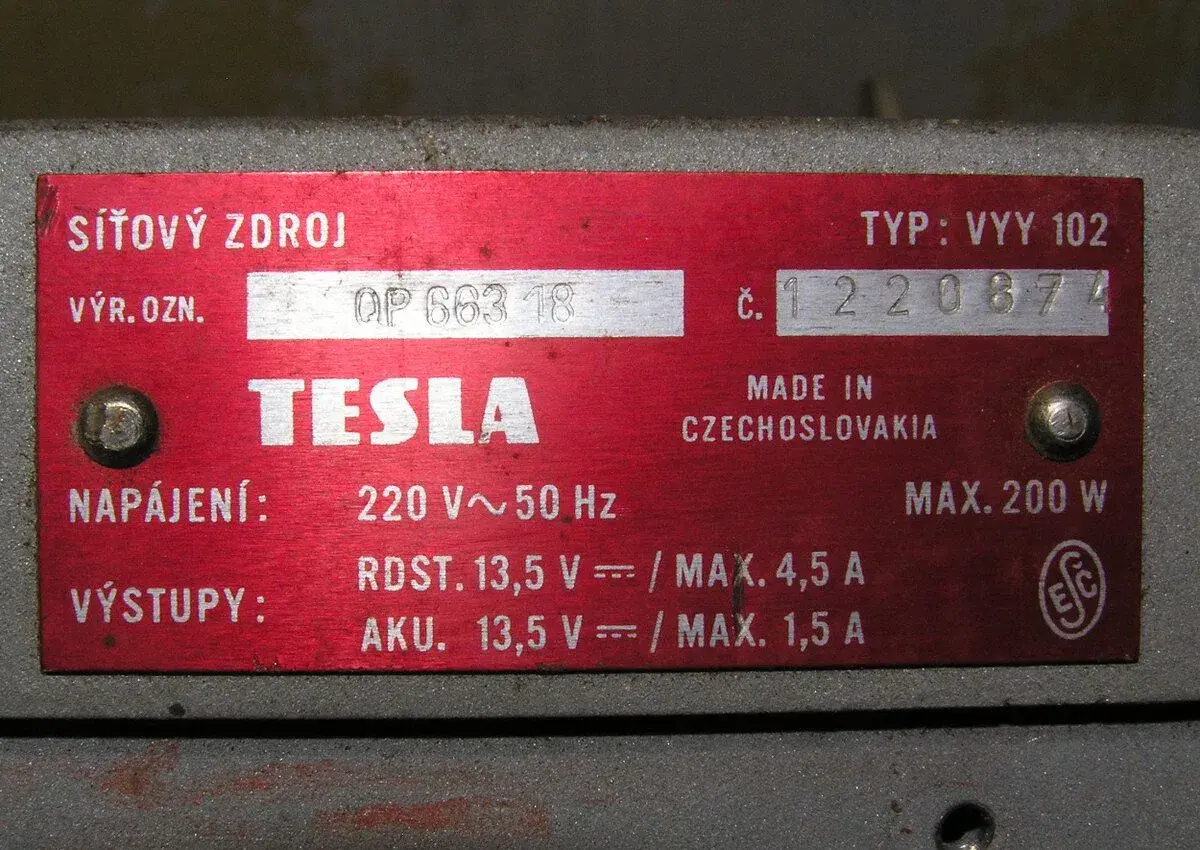 Tesla VYY102