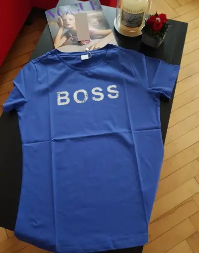 Dámské triko Hugo Boss vel L