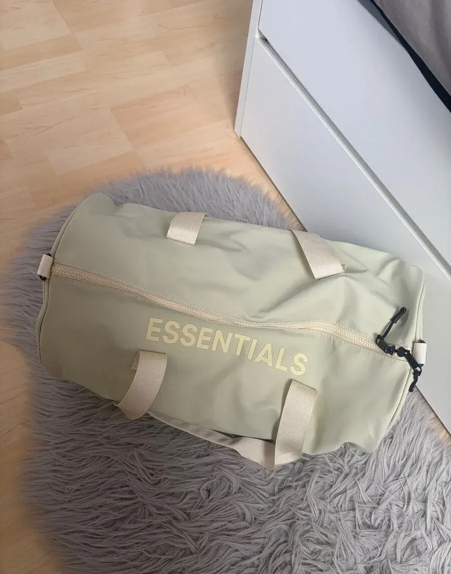 Cestovní taska essential