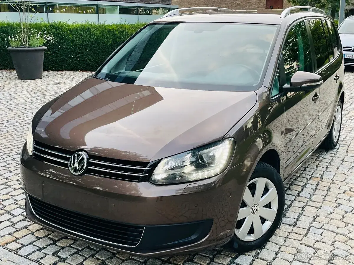 Volkswagen Touran – 2012, 155 907 km