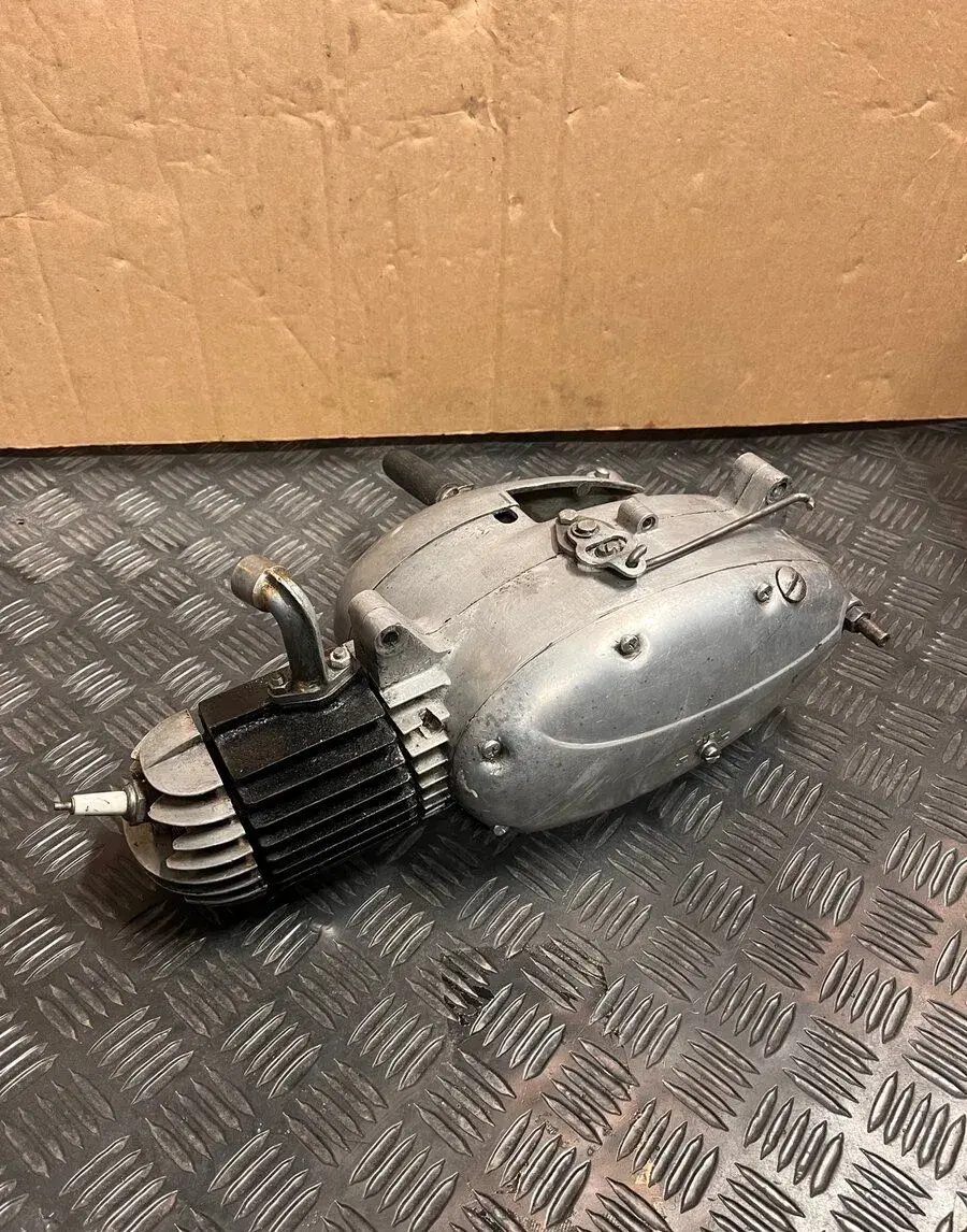 Jawa 555/550 Motor komplet