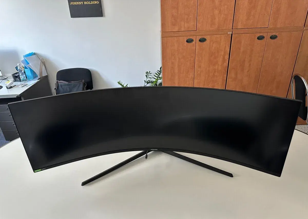 Samsung Odyssey G9