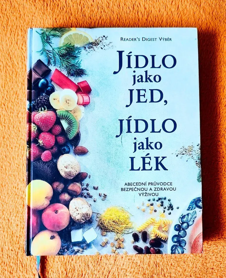 KNIHA:"JÍDLO JAKO JED,JÍDLO JAKO LÉK".(400 str.) Pevná vaz