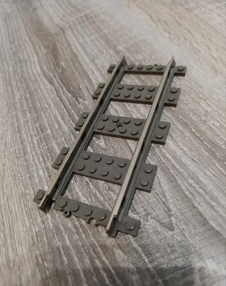 Lego vlak 9V koleje - rovinka 85x