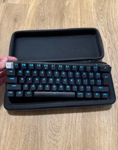 Klávesnice Logitech PRO X 60