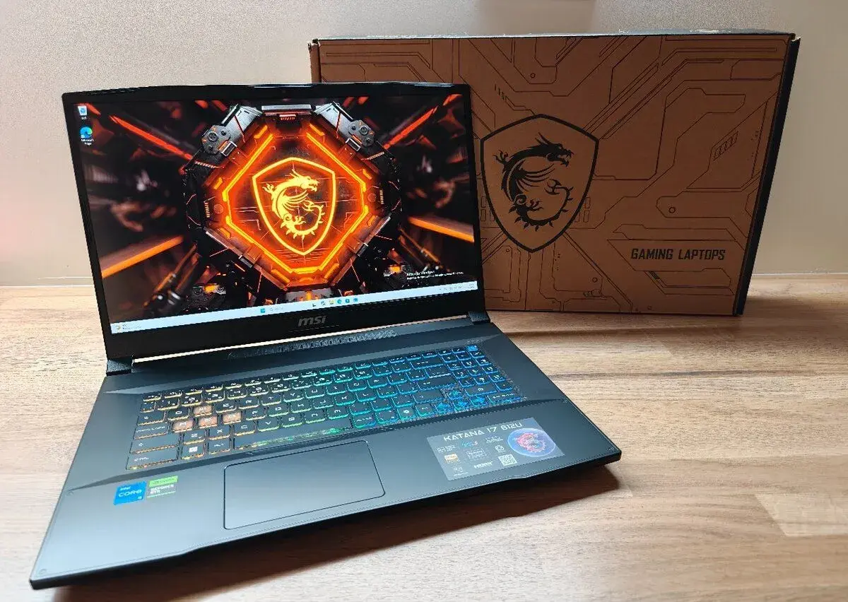 17,3" 144HZ_MSI KATANA 17_i5-12450H_16GB DDR5_RTX 3050 6GB