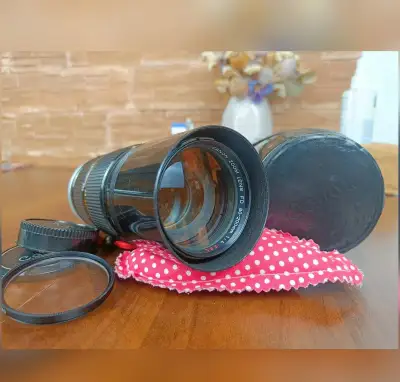 Canon FD 80-200mm f/4 S.S.C. teleobjektiv s pouzdrem