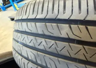 Zánovní letní pneu Goodyear 245/45 R19 102V XL VOL