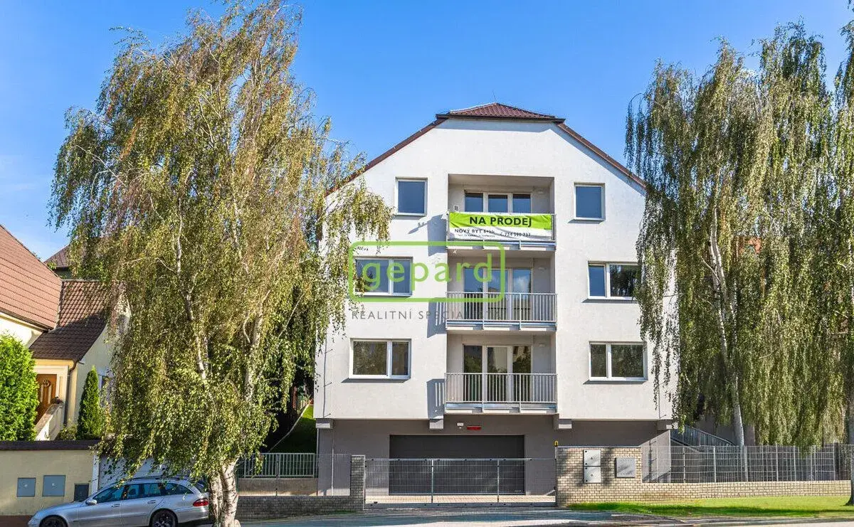 Byt v novostavbě 6+kk, 160m2, 2x balkon 9,7 a 6,2m2, 2x gará