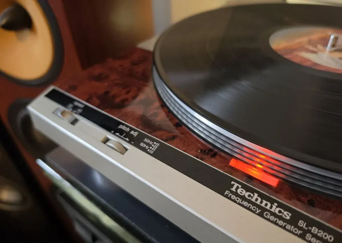 Gramofon Technics