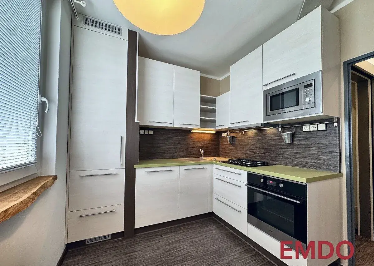 Pronájem bytu 1+1 40 m² Sekaninova HK