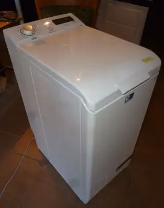 pračka electrolux na 6kg, 1200 ot.