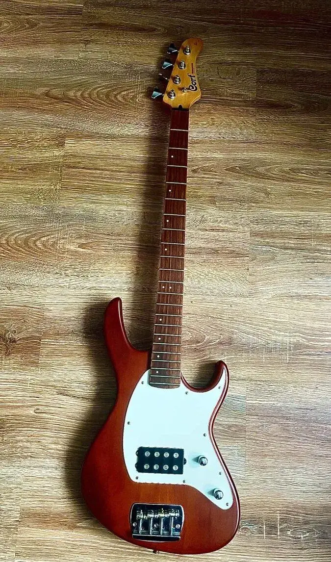 Basové kytary - Schecter Omen extreme a cort GB