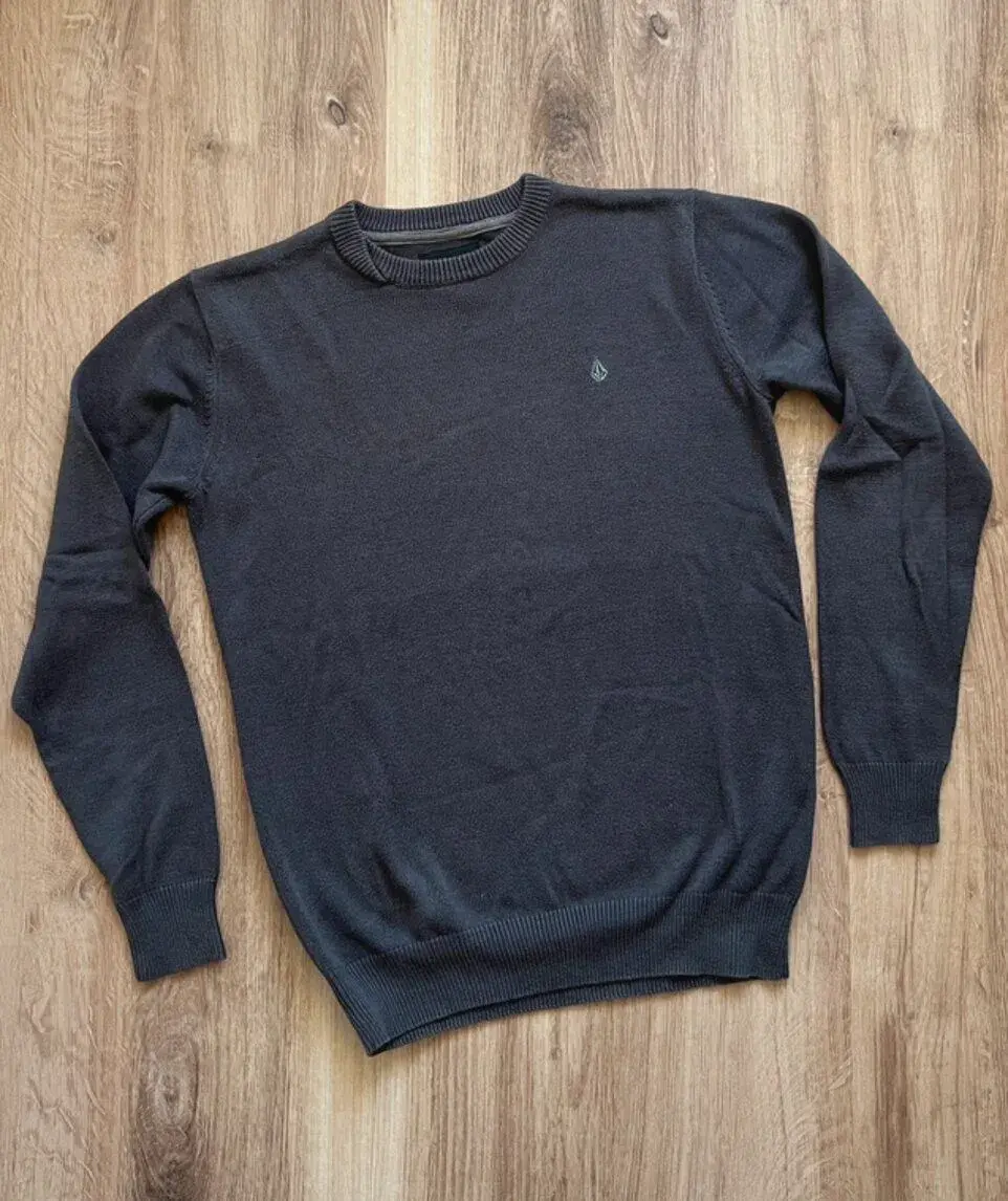 Volcom šedý pletený svetr XS sk8 skatewear streetwear 90s