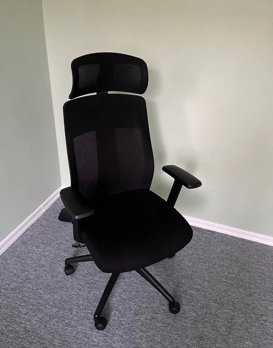 Kancelářská židle k PC