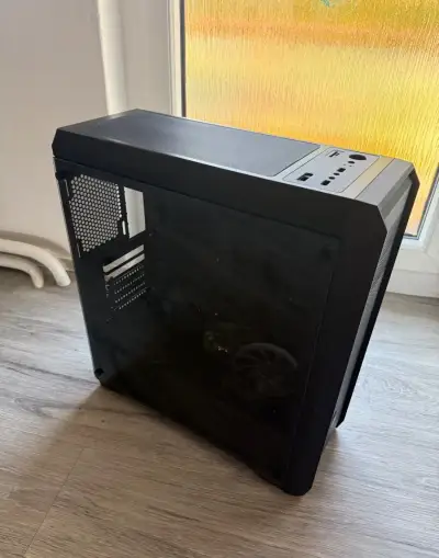 Pc skříň