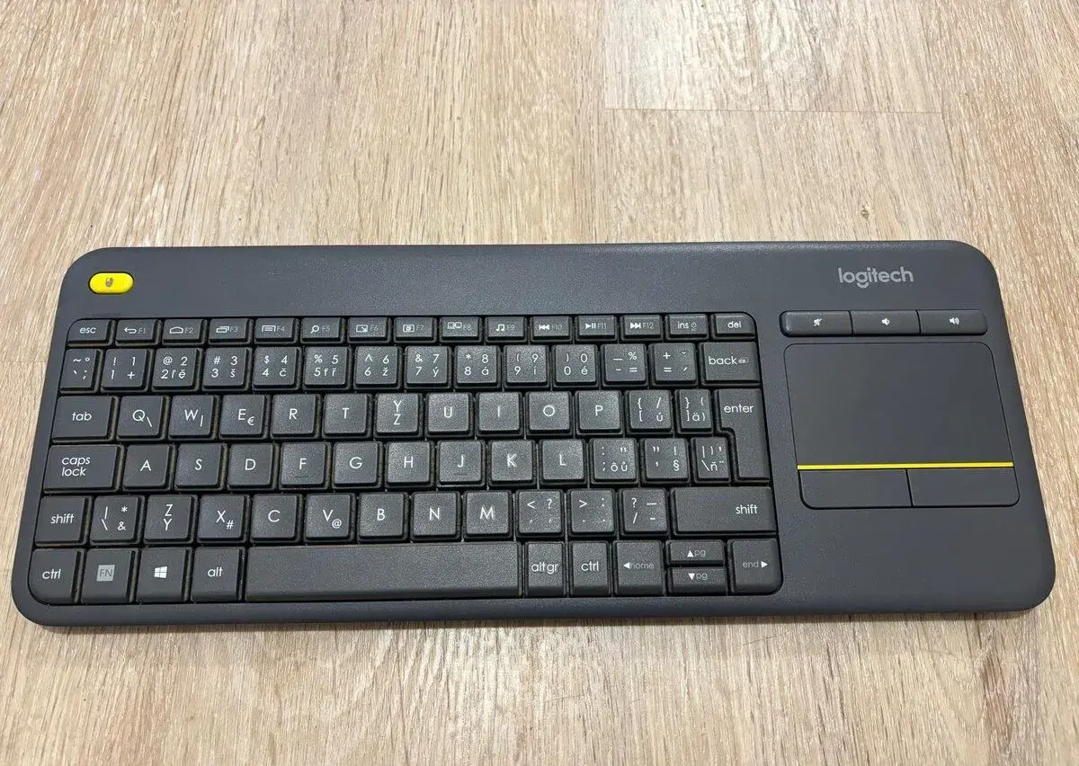 Klávesnice Logitech Wireless Touch Keyboard K400