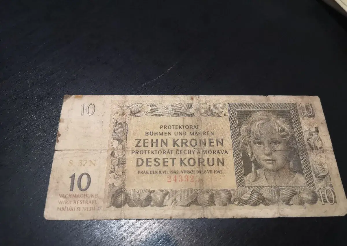 Protektorát 1939 - 1945, 10 Korun 1942