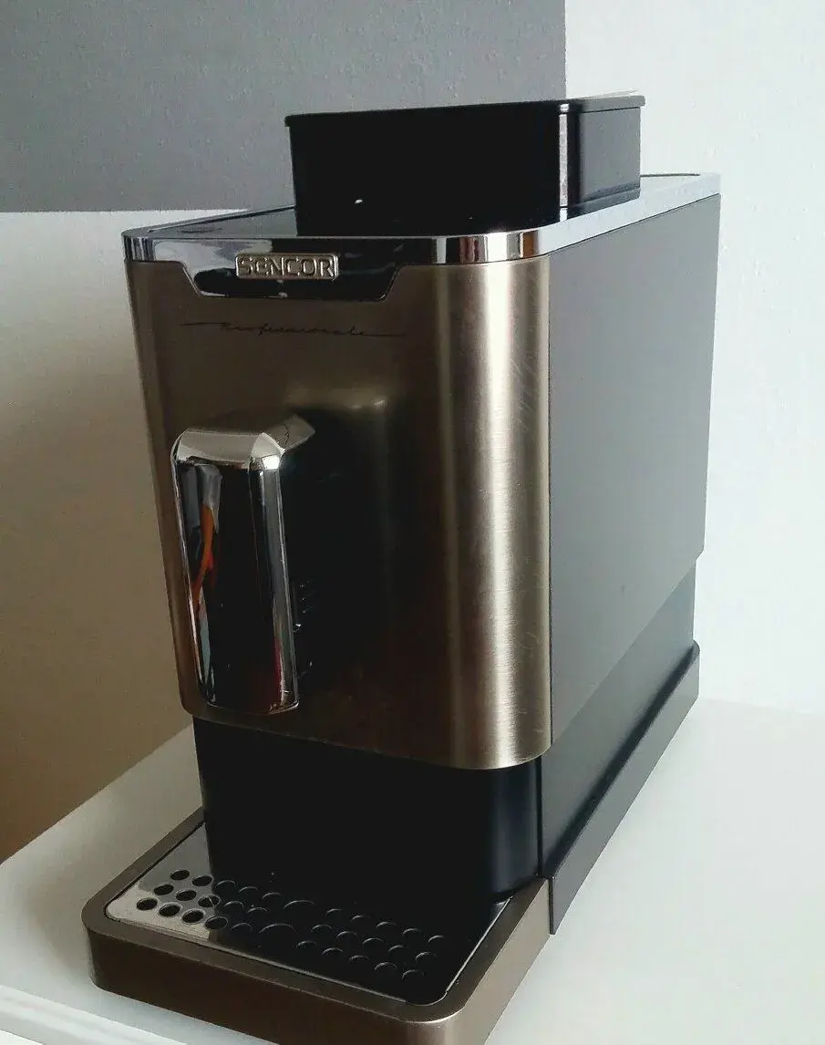 Sencor SES 9020NP – OneTouch Cappuccino – stav