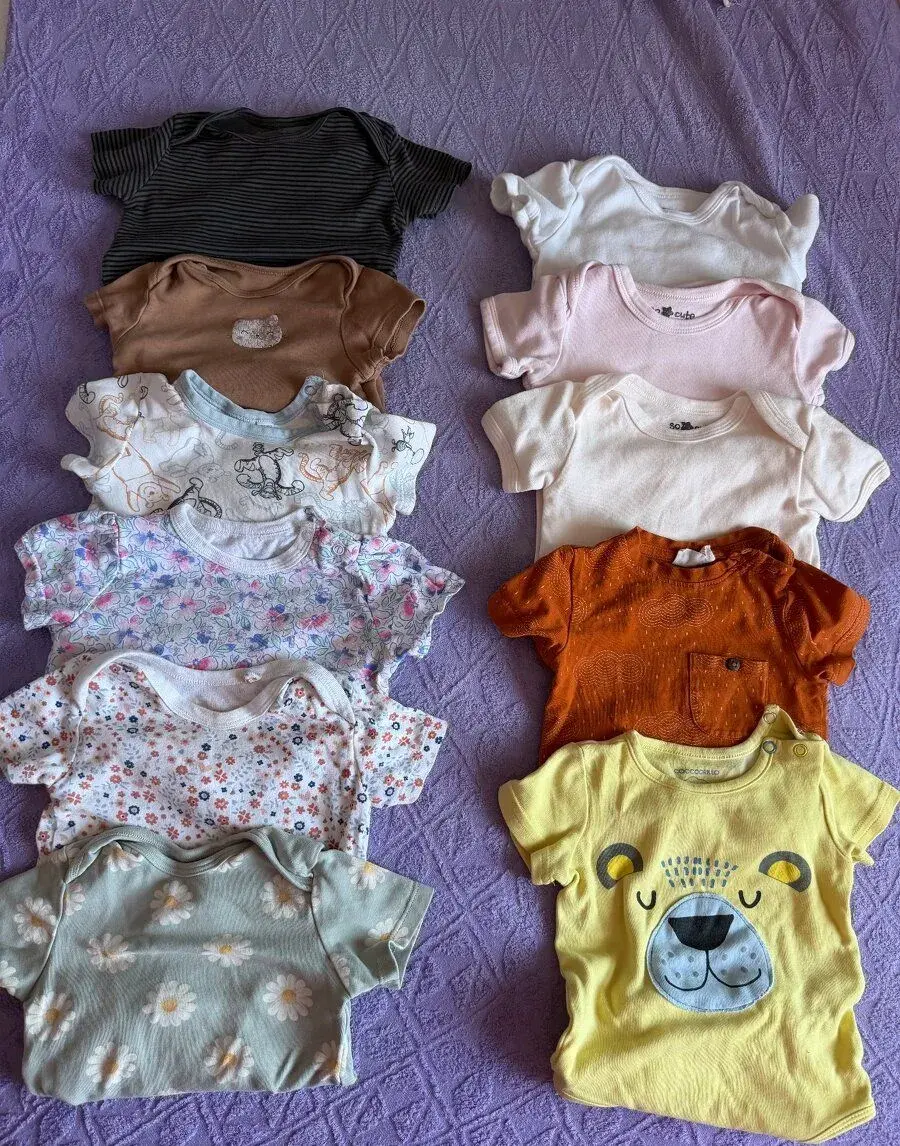 11 ks mix body s krátkým rukávem