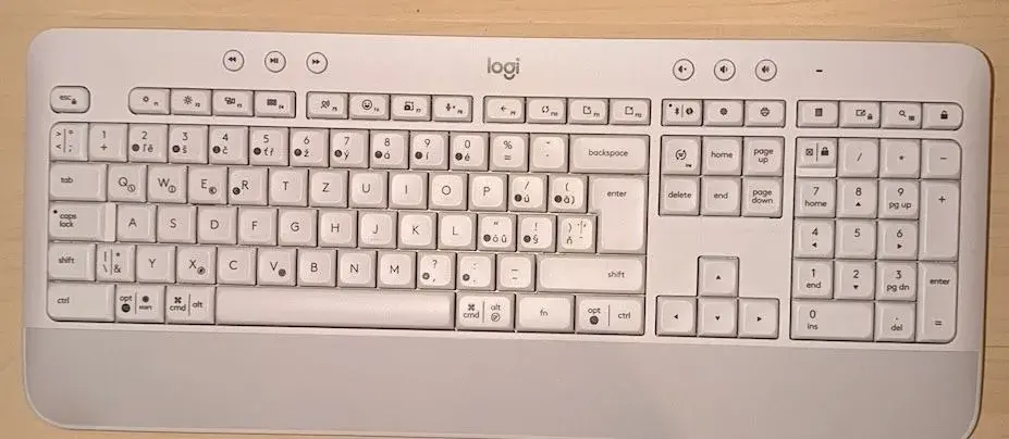 Logitech K650 - bezdrátová klávesnice – šedá