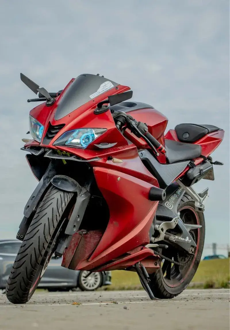YAMAHA YZF-R125