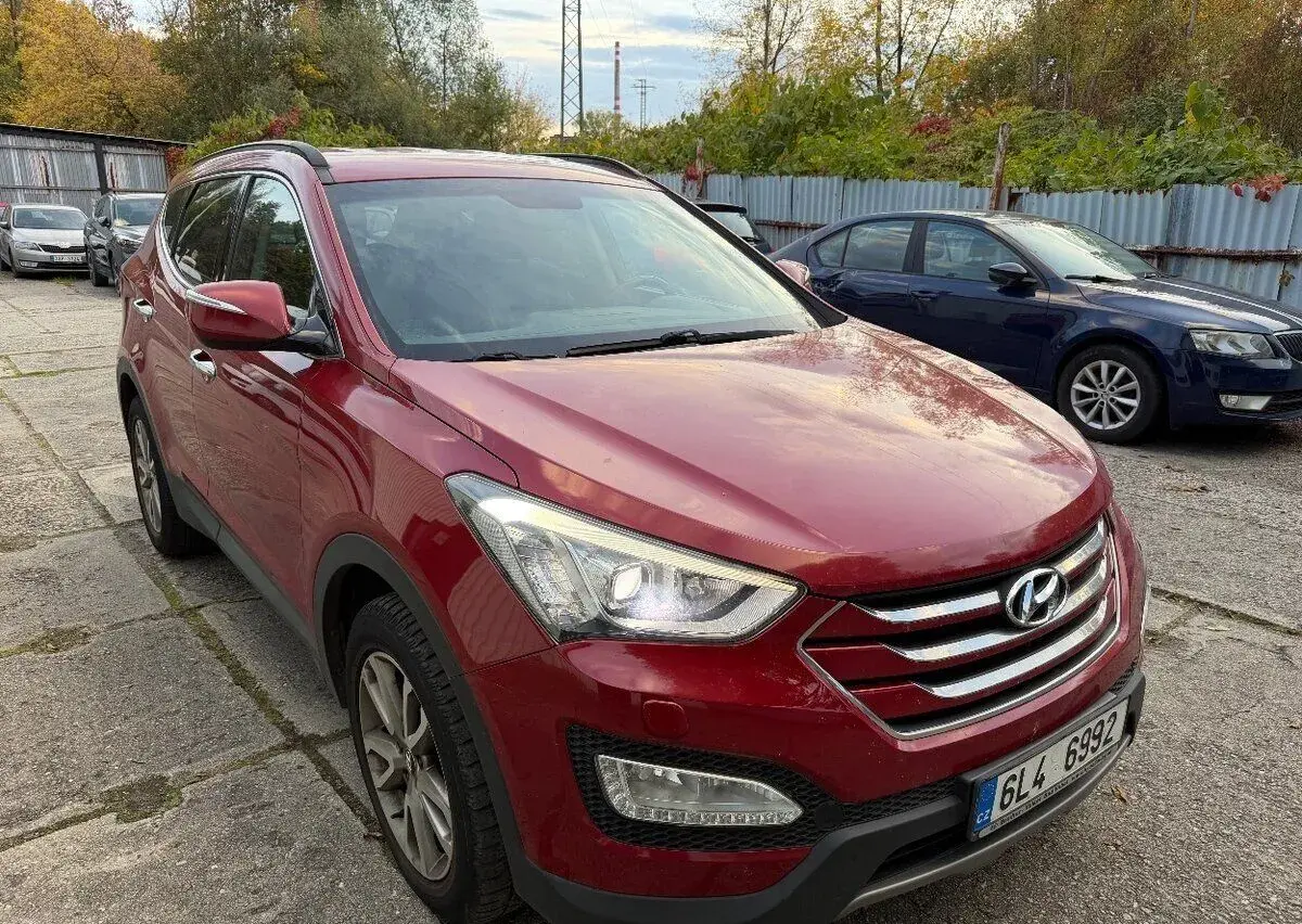 Hyundai SANTA – 2013