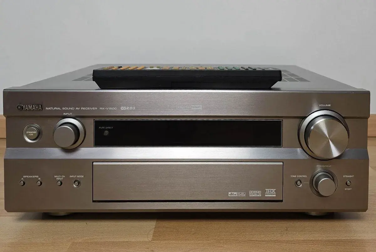 Yamaha RX-V1500 /THX/Phono/optika
