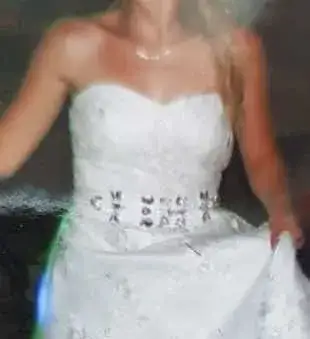Svatební šaty postava cca 160 cm, lze opět prodloužit