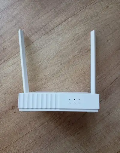 WiFi router 2 ks