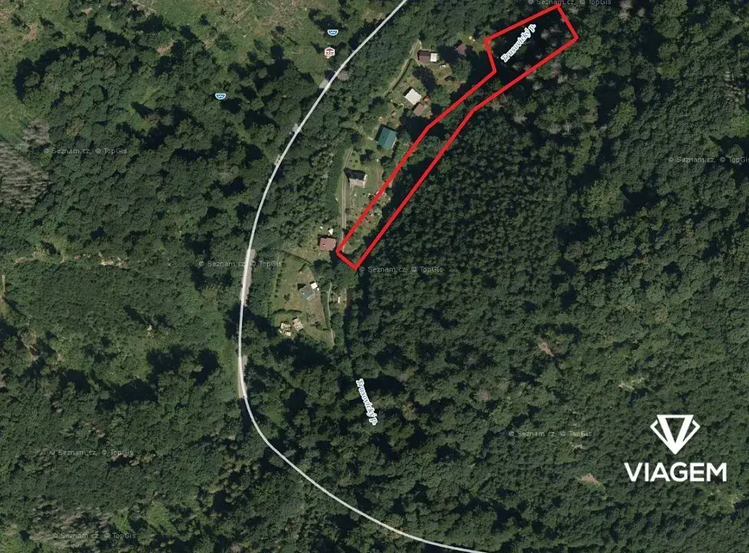Pole 3 659 m², Podíl 10 % o výměře 366 m²