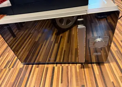 Whirlpool GT 288 MIR – multifunkční mikrovlnná trouba, gril,