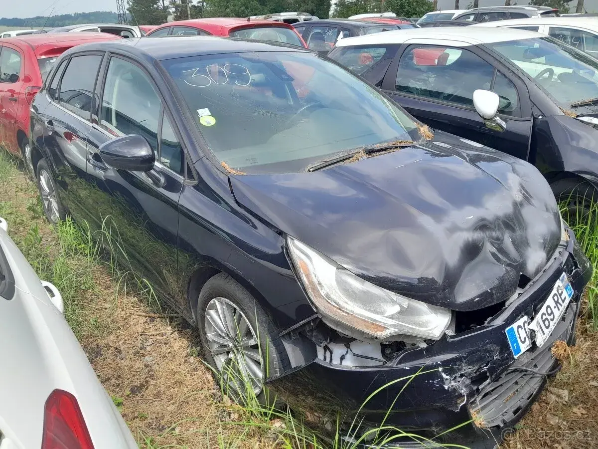 Citroën C4 – 2012, 124 360 km