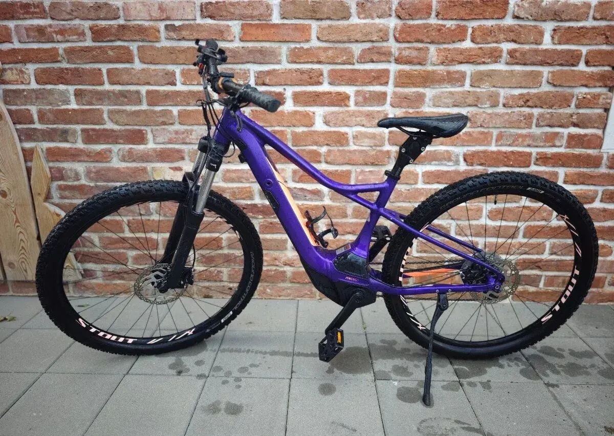 Elektrokolo Specialized Levo – stav, 100% baterie