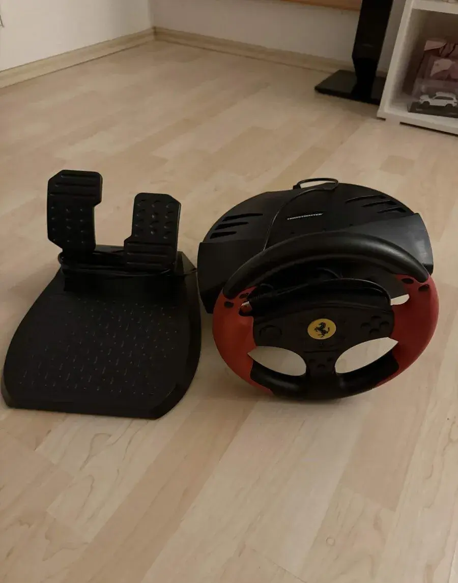 Thrustmaster t150 Ferrari edition