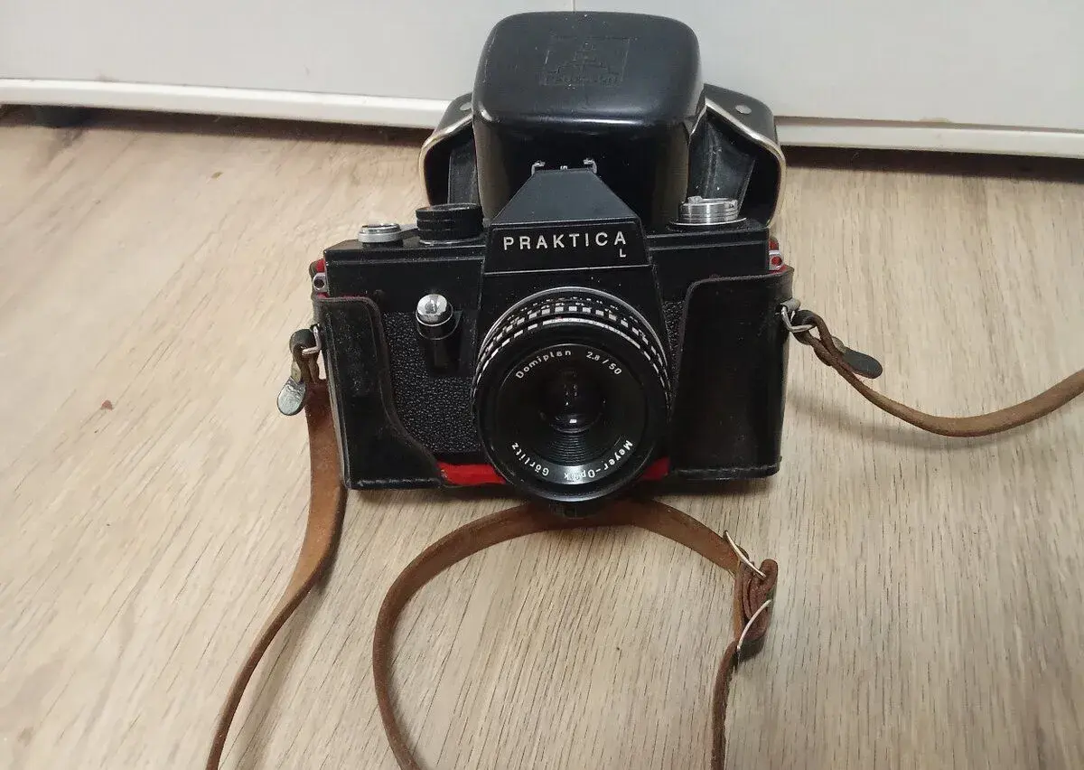 Fotoaparát Praktica L