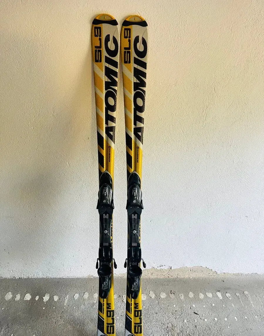 Lyže Atomic SL 9 - slalomky