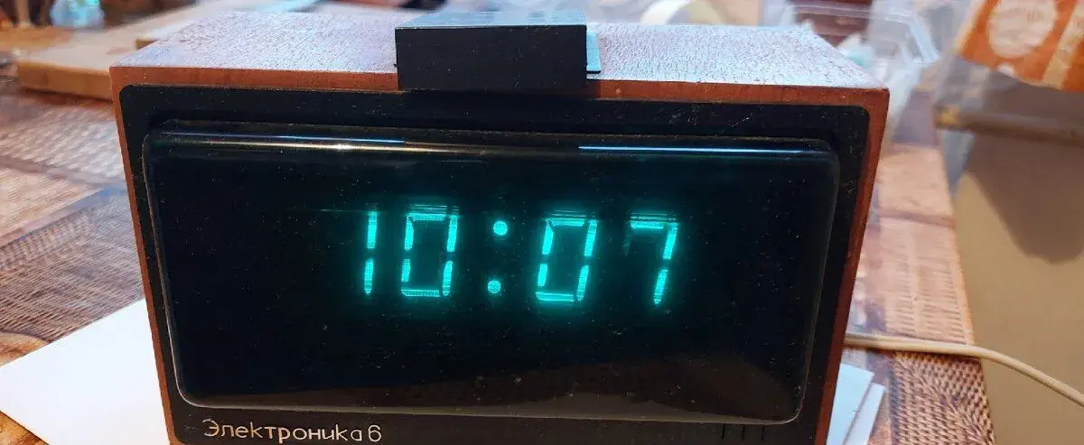 Hodiny Elektronika 6 SSSR