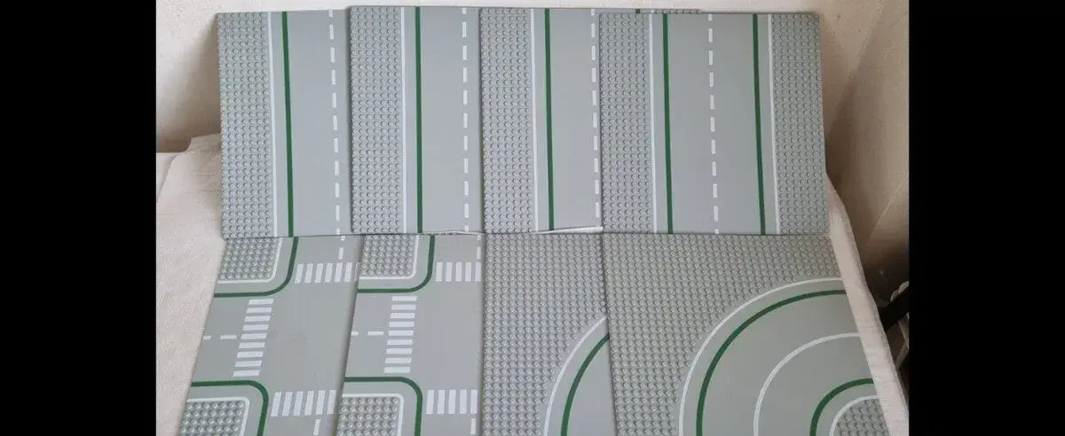 8x RETRO LEGO SILNICE PODLOŽKY(LEGOLAND/CLASSIC)NEPOPRASKANÉ