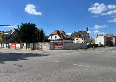 Reklamní plocha pronájem - MÁNESOVA/ČECHOVA