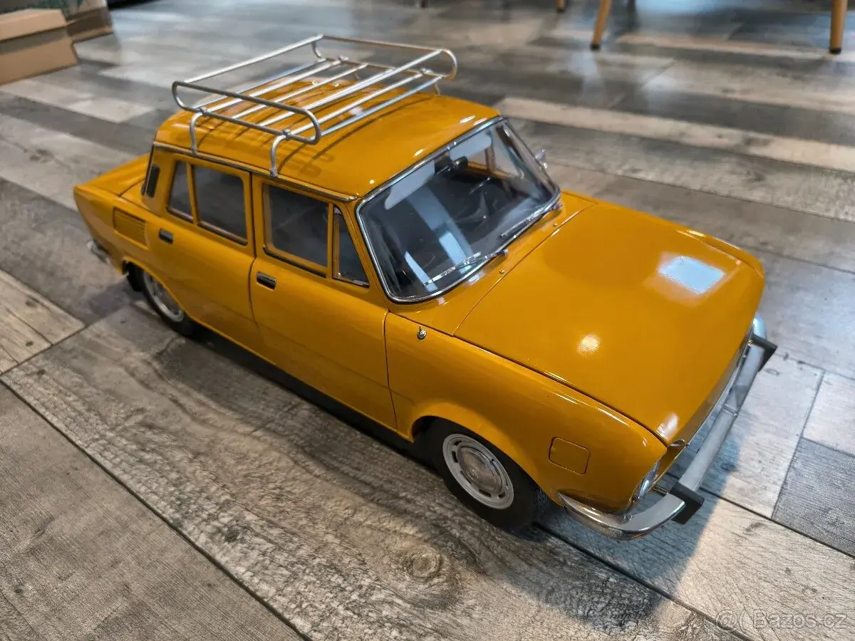 Škoda 100 Deagostini 1:8