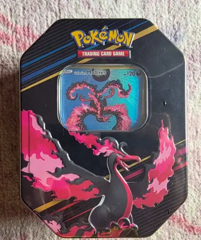 Pokémon Crown Zenith Tin - Galarian Moltres