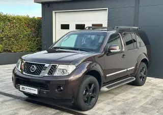 Nissan Pathfinder – 179 947 km